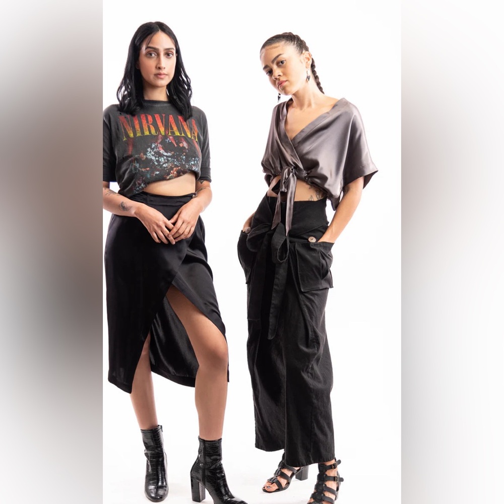 Undercover Hippie Black Linen Wrap Style Easy Wear Pants New With Tags one size